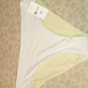 High waist Fused Hawaii highcut white bikini bottoms. NWT size XL